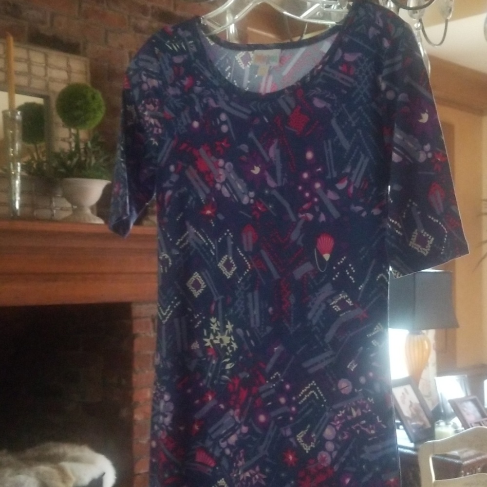 Dress - Picture 3 of 4